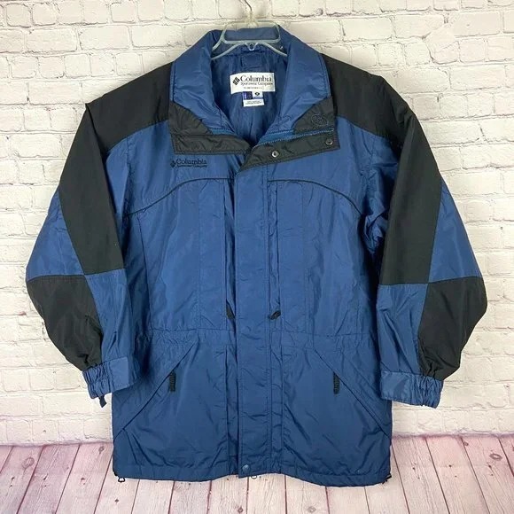 Outdoor Adventure: Columbia, Smartwool, Ezekiel & More Posh Party